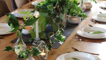 houten decoratie op tafel